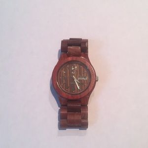 Beautiful Men’s wooden watch